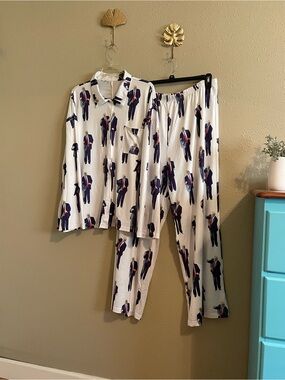 White Printed Two-Piece Pajama Set with Navy & Red Motif
